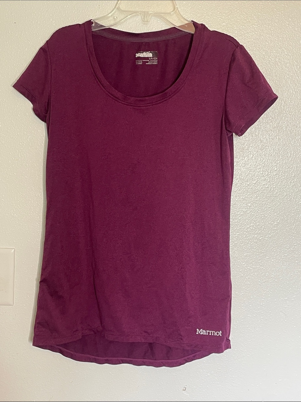 Marmot Women's Short-Sleeve Scoop Tee in Plum
